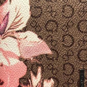 Meet your Posher, Diana